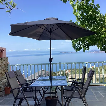Holiday home διώροφη κατοικία γλώσσα σκοπέλου