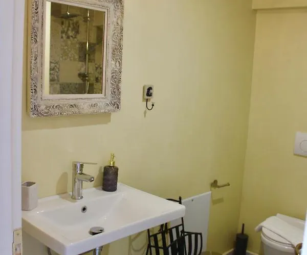 διώροφη γλώσσα σκοπέλου Szkópelosz