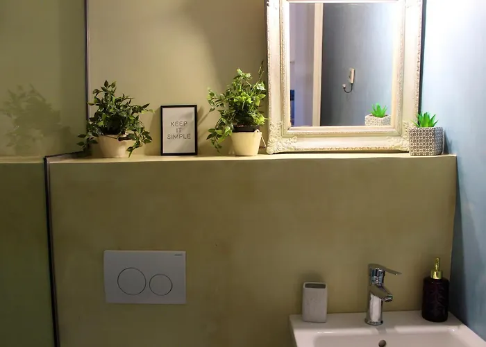 Nyaraló διώροφη γλώσσα σκοπέλου