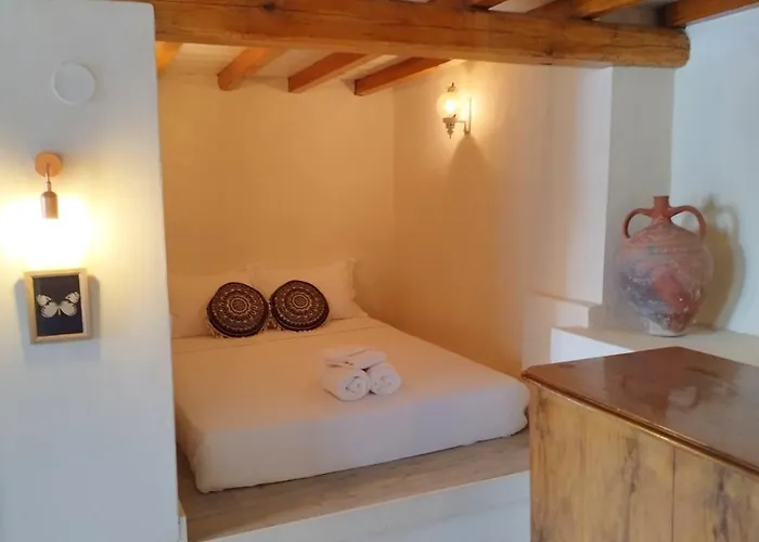 Nyaraló διώροφη γλώσσα σκοπέλου