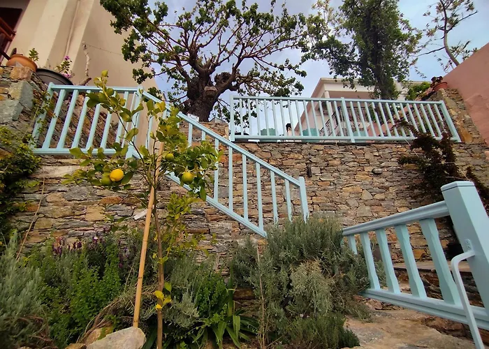 διώροφη γλώσσα σκοπέλου Nyaraló Szkópelosz